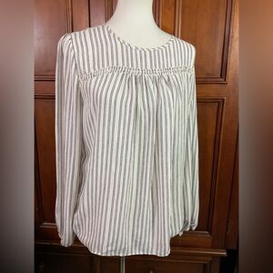 Ann Taylor Loft Women’s Blouse White With Black Vertical Stripes Lknw Gorgeous C